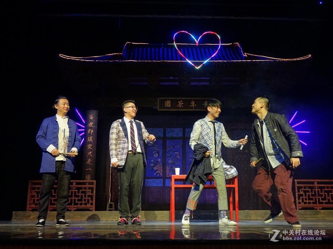 老区会昌：上演“千禧夜，我们说相声”