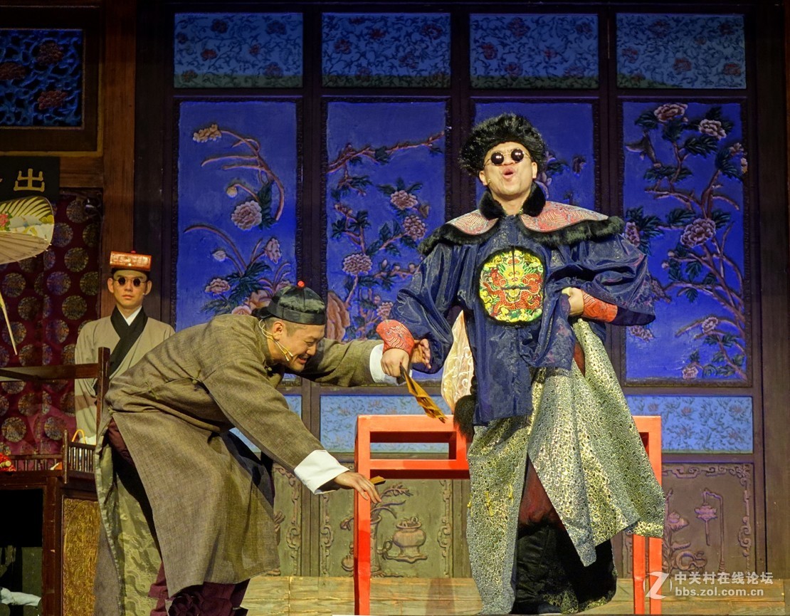 老区会昌：上演“千禧夜，我们说相声”