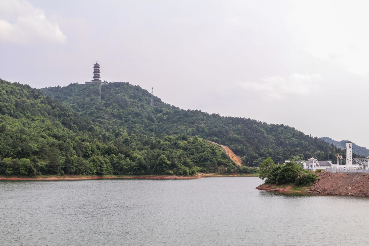 使用普通UV镜拍摄照片