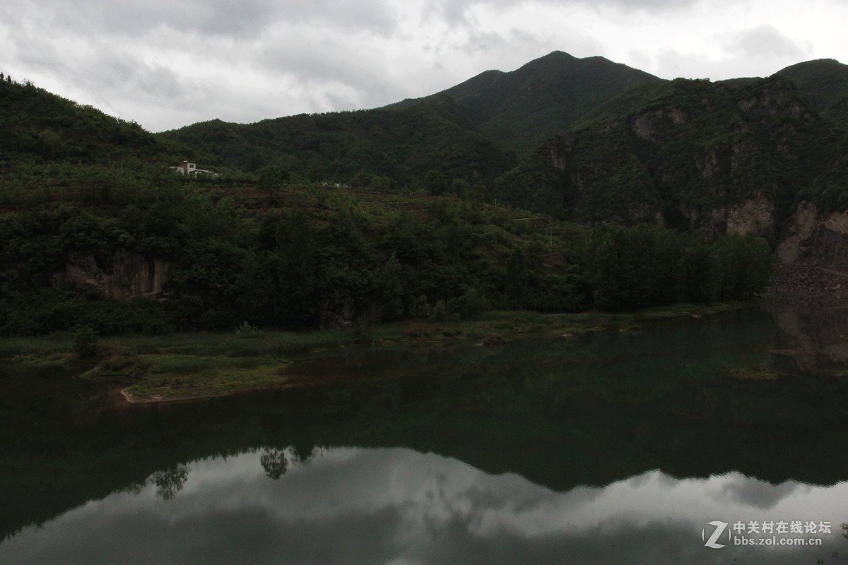 不识庐山真面目，只缘身在此山中