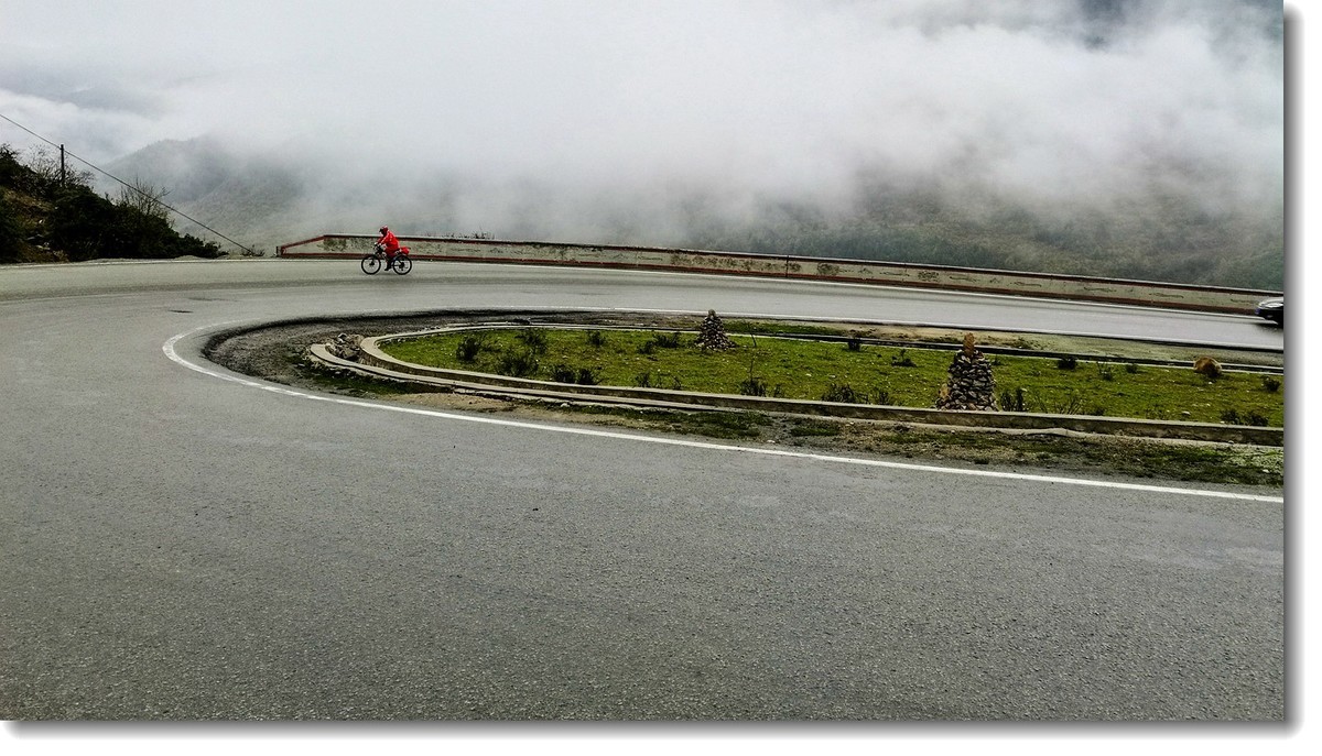 陕川云贵湘骑游手机随拍——折多塘～新都桥～相格宗