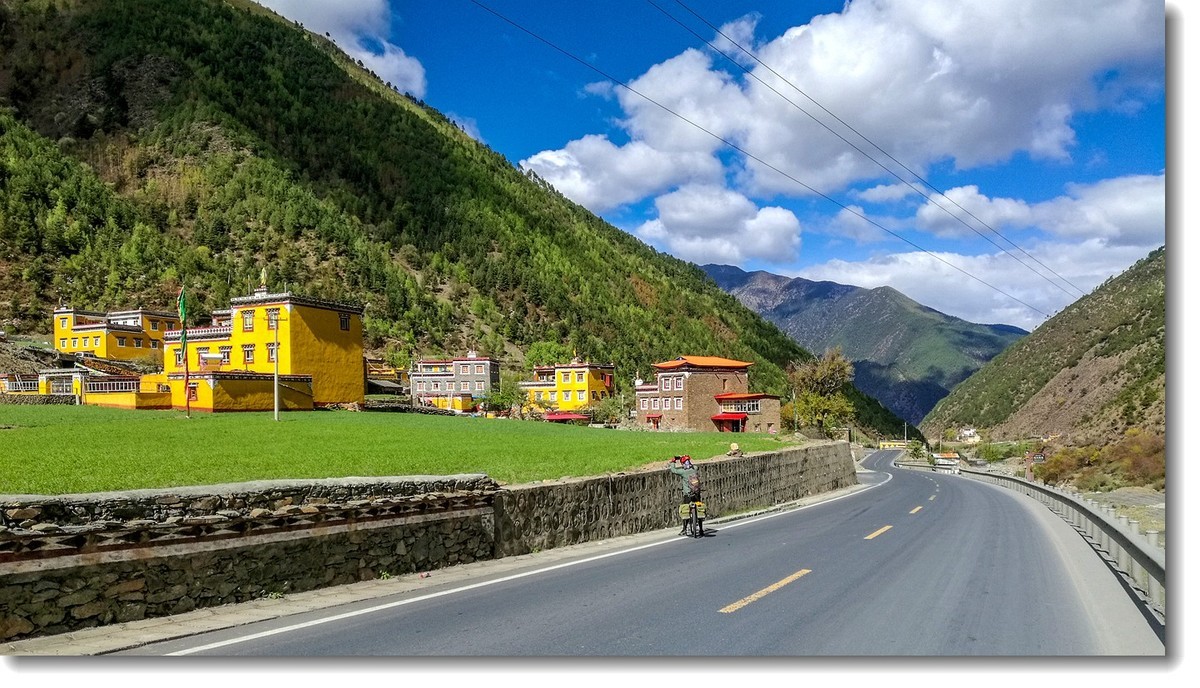 陕川云贵湘骑游手机随拍——折多塘～新都桥～相格宗