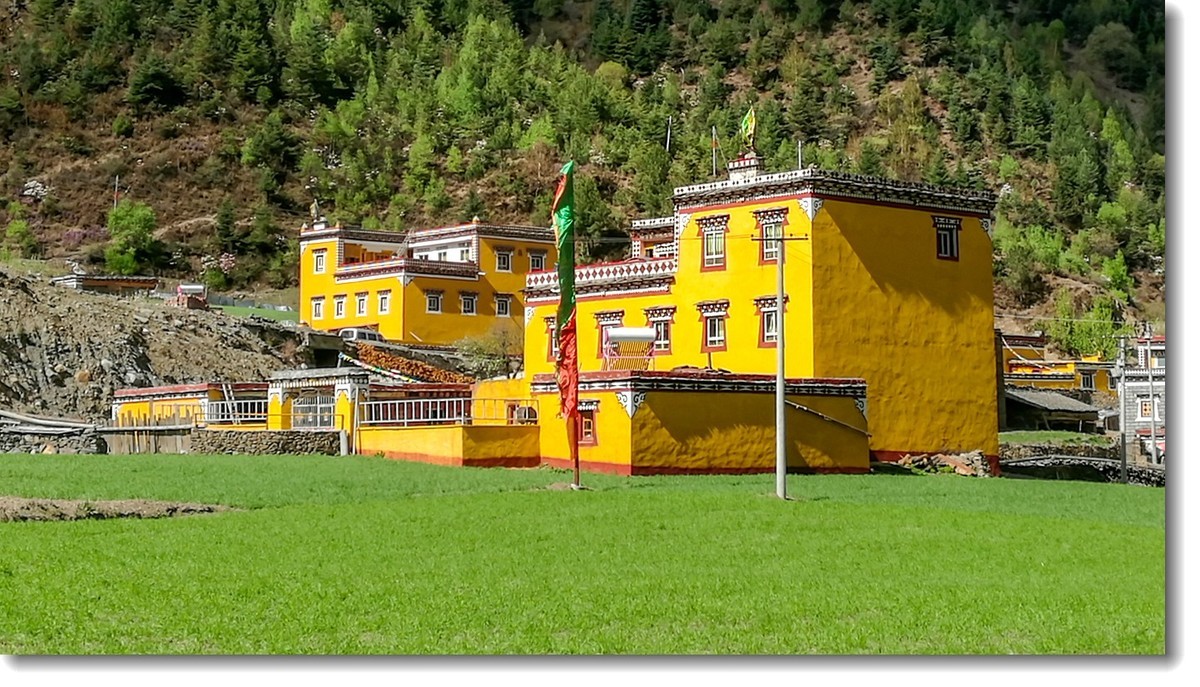 陕川云贵湘骑游手机随拍——折多塘～新都桥～相格宗