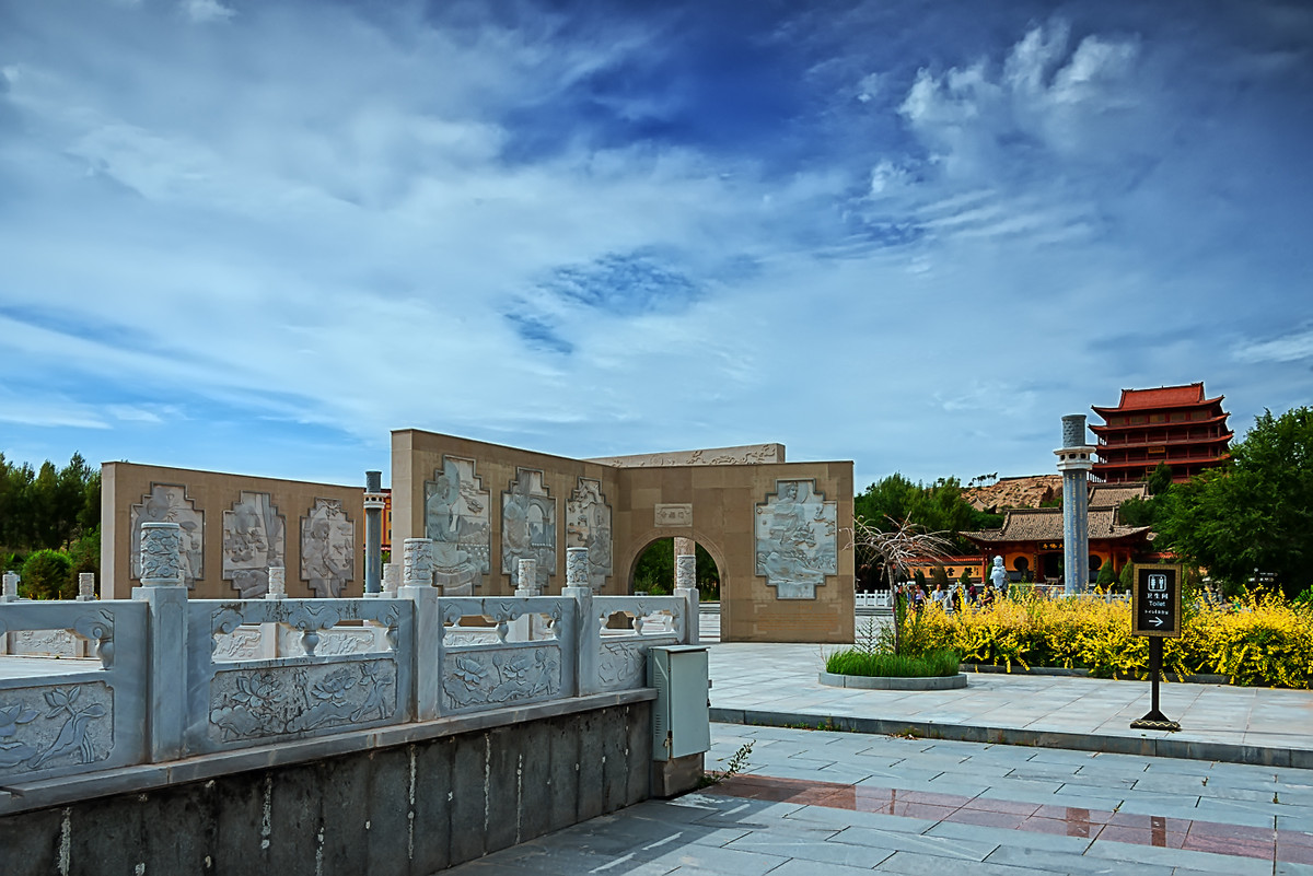 甘肃风光  《山丹大佛寺》