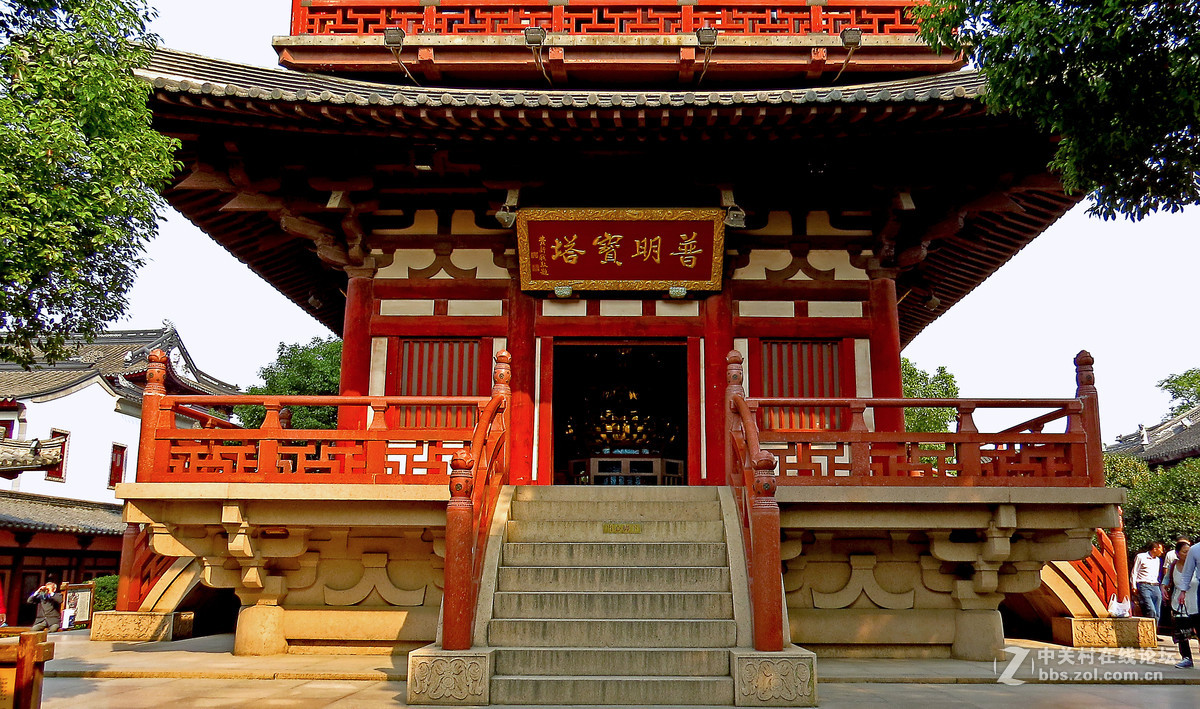 苏州 :   姑苏城外寒山寺 !