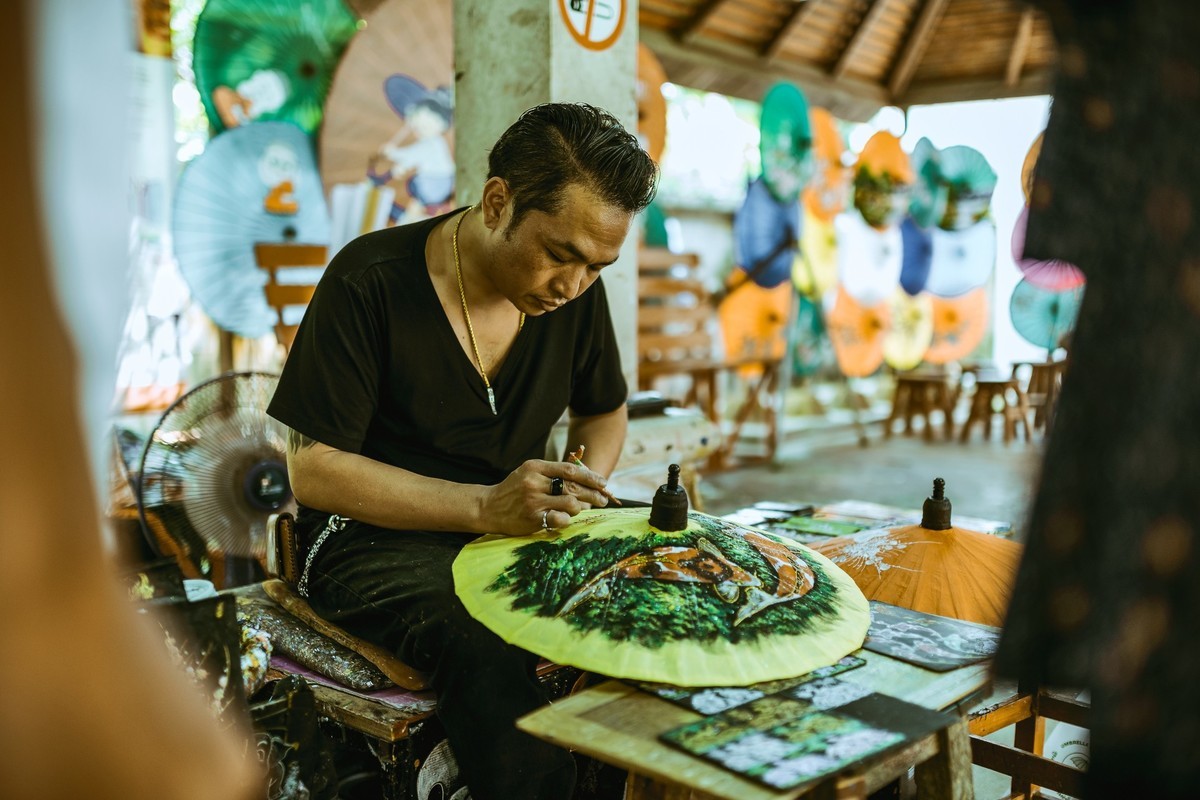 【罗兵】泰式民间工艺---油纸伞