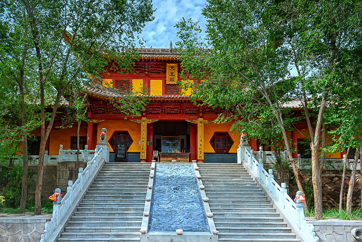 甘肃风光山丹大佛寺