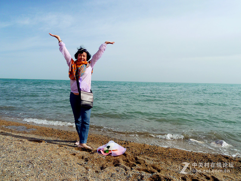 青海湖边