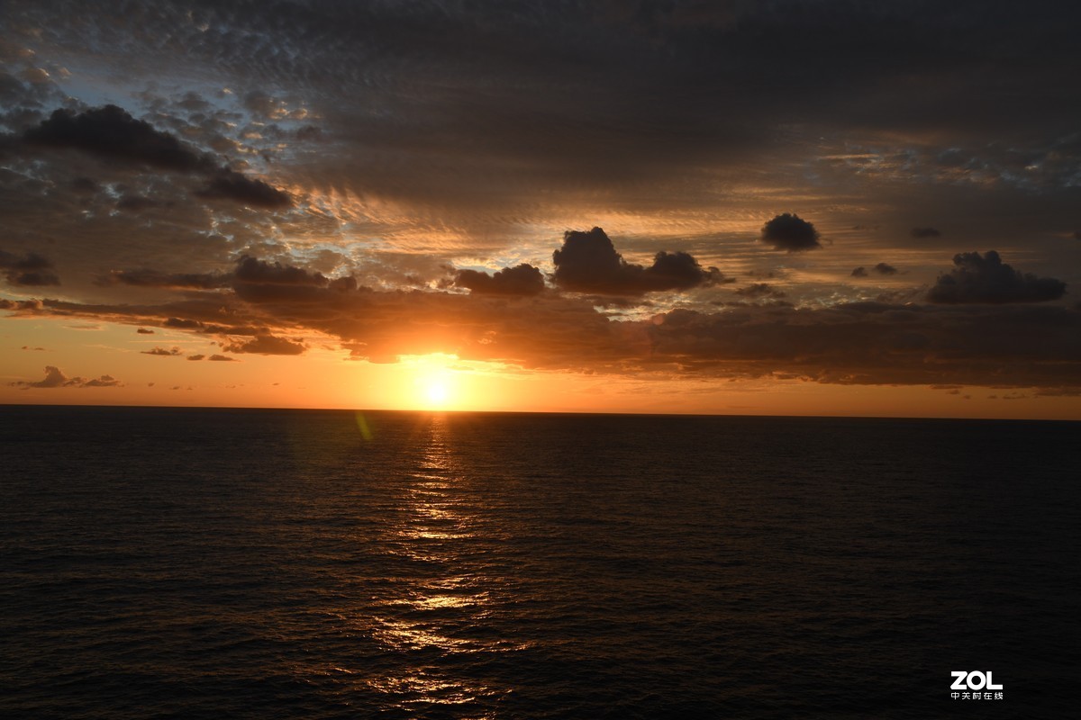 加勒比海上空的云