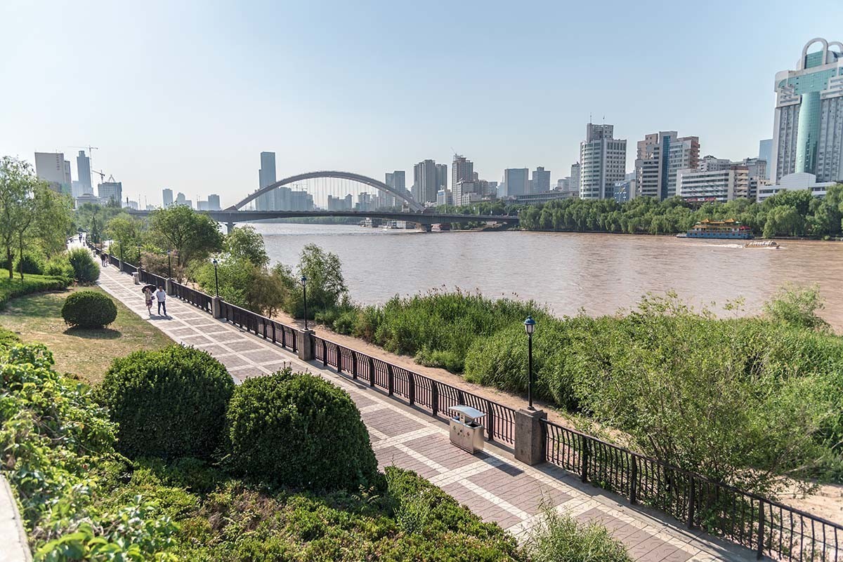 丝绸古道兰州滨河路