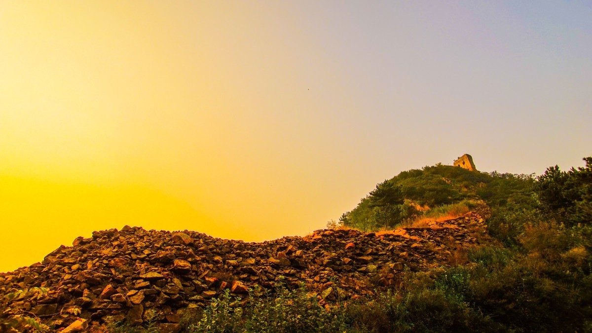 锥子山长城（二）