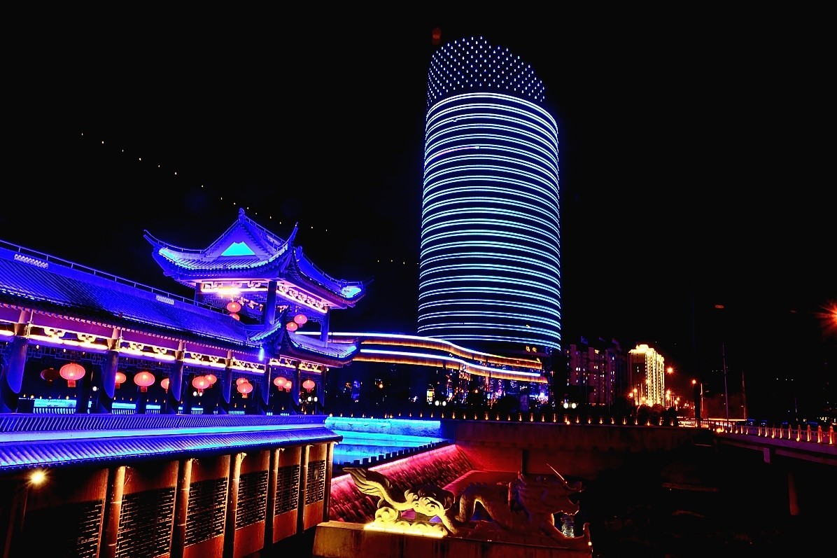 我的家乡甘肃省陇南市武都区公园夜景