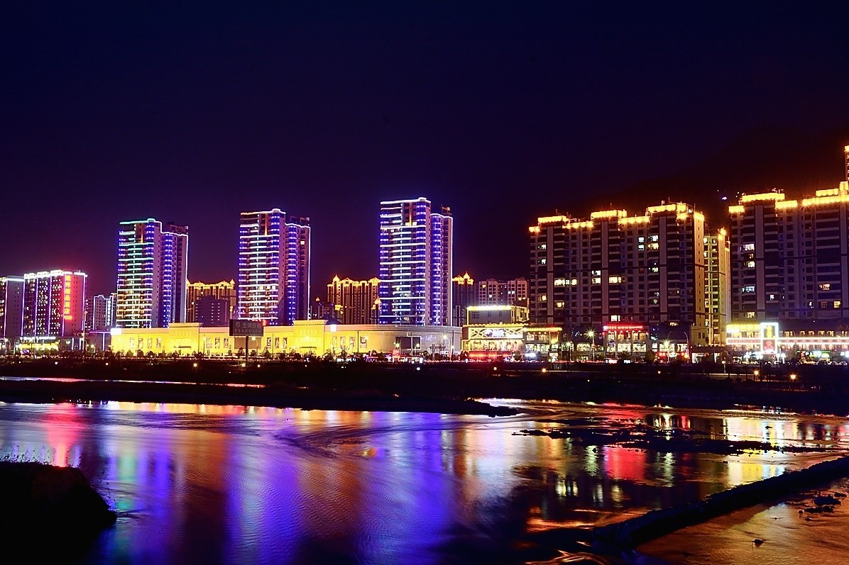 我的家乡甘肃省陇南市武都区公园夜景