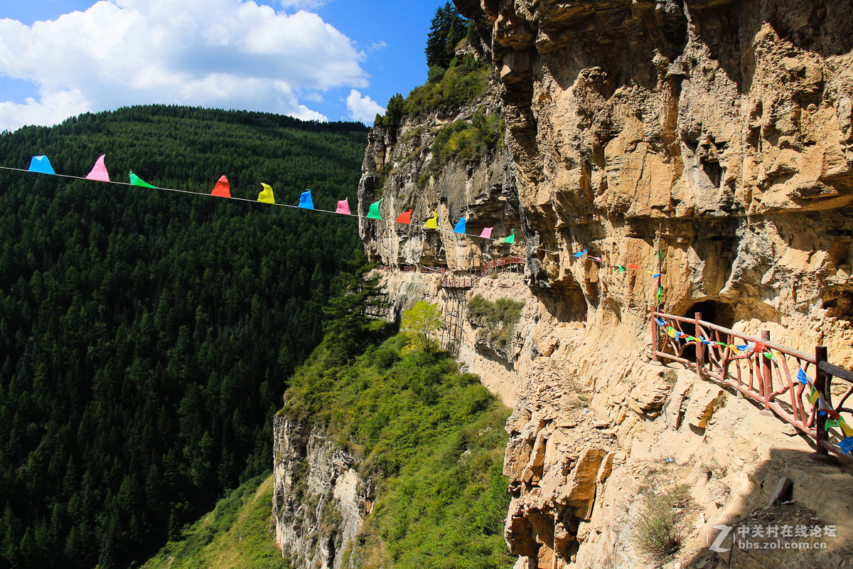 一组山西宁武悬空栈道，祝贺红河星空(中国)开坛！恭喜华电昆明人荣任首任版主！