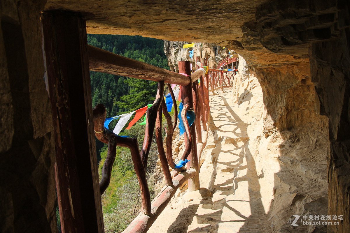 一组山西宁武悬空栈道，祝贺红河星空(中国)开坛！恭喜华电昆明人荣任首任版主！