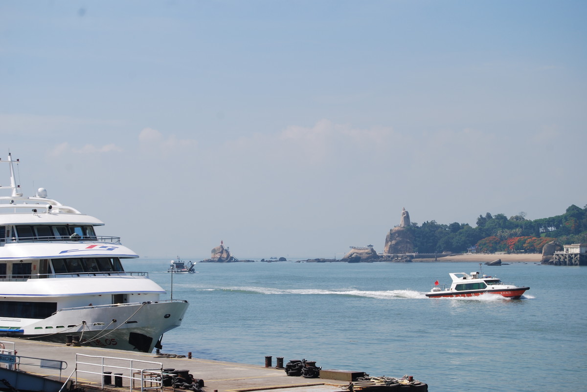 天气晴好！海边风光美！