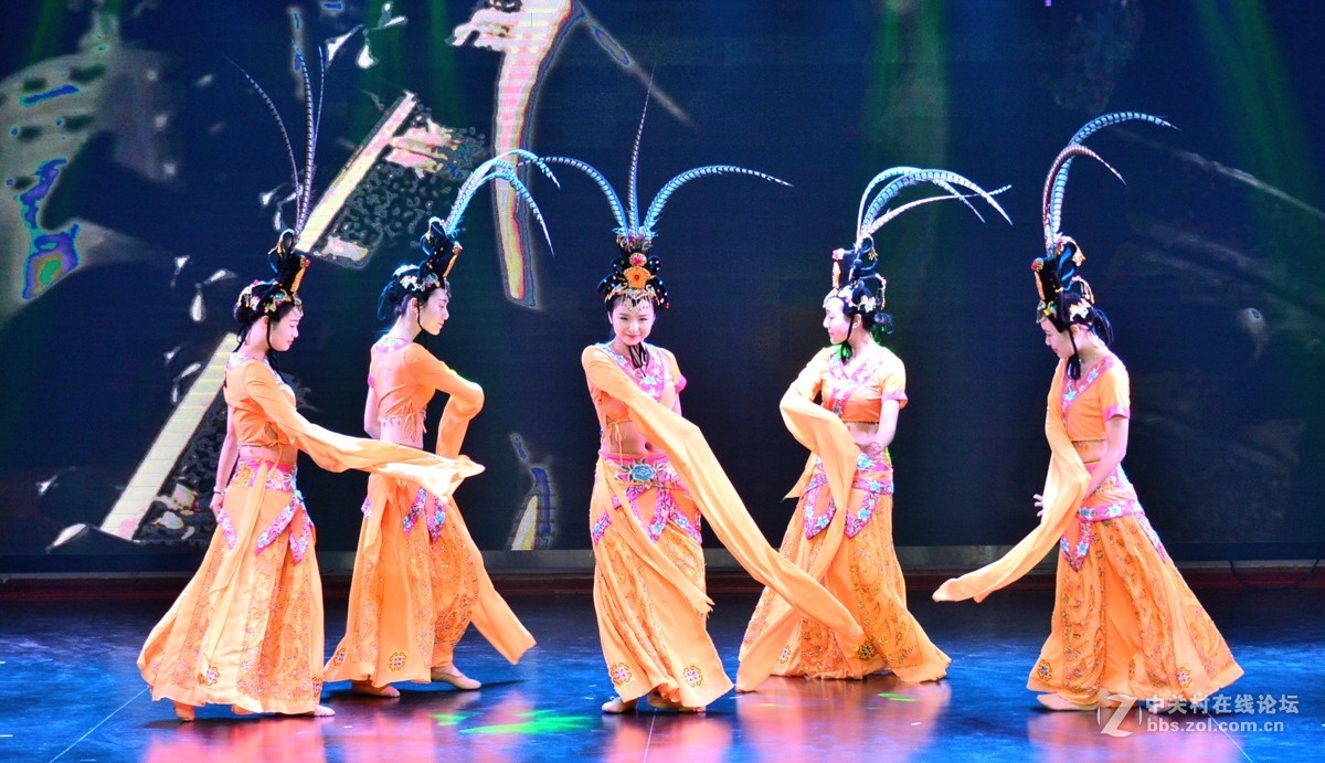 楚国歌舞文化图片