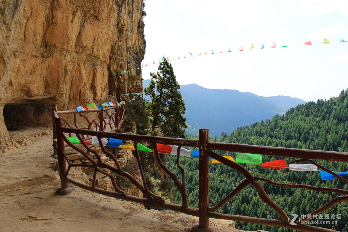 一组山西宁武悬空栈道，祝贺红河星空(中国)开坛！恭喜华电昆明人荣任首任版主！