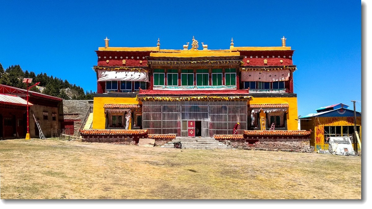 陕川云贵湘骑游手机随拍——理塘～雄坝乡