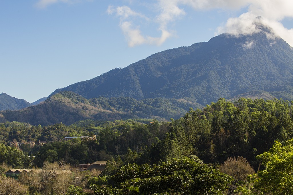 #佳能月赛-行走的印记# 冬天的海南五指山