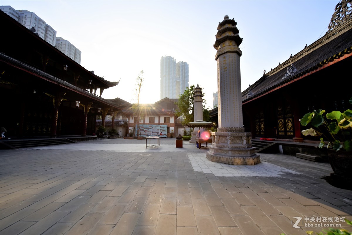 尼康1424  2.8  试镜