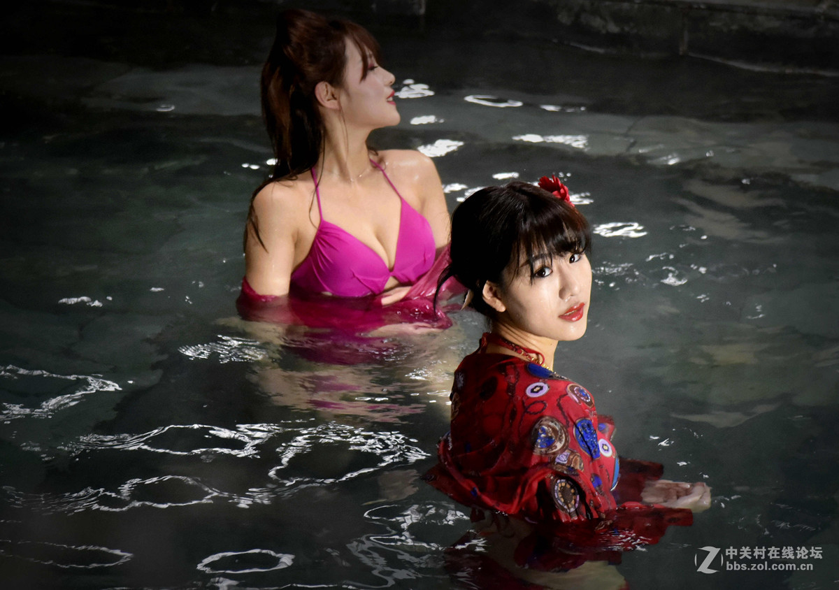 温泉拍美模