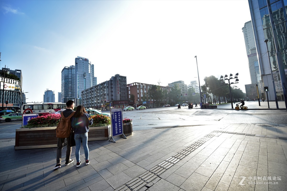 尼康1424  2.8  试镜