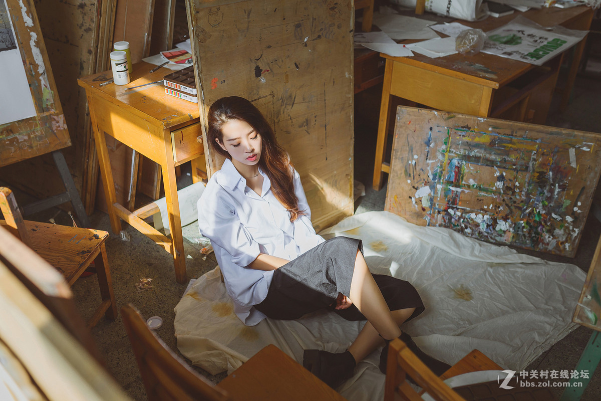 。  光与油彩的味道