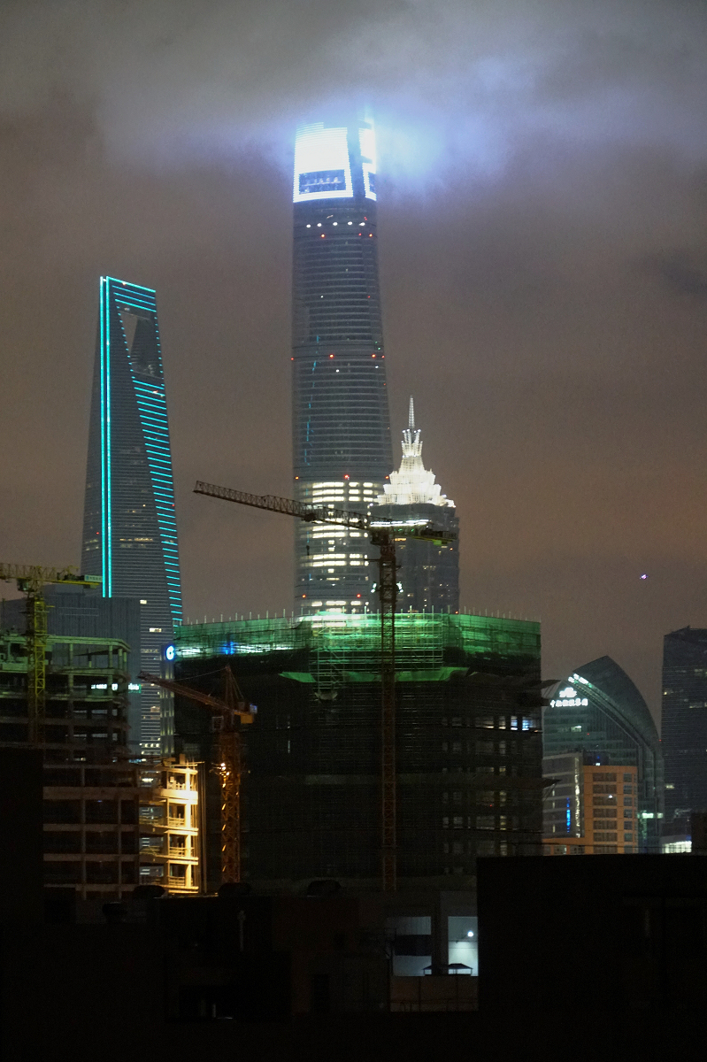 A6300用ISO6400拍小区夜景