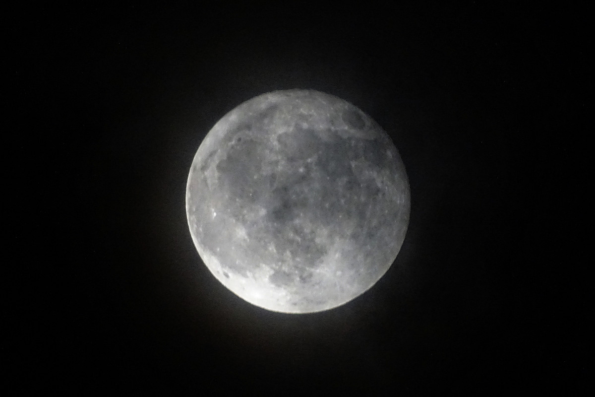 彩云追月（HX400中秋随拍）