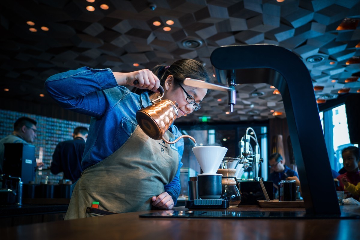 星巴克烘焙坊速写