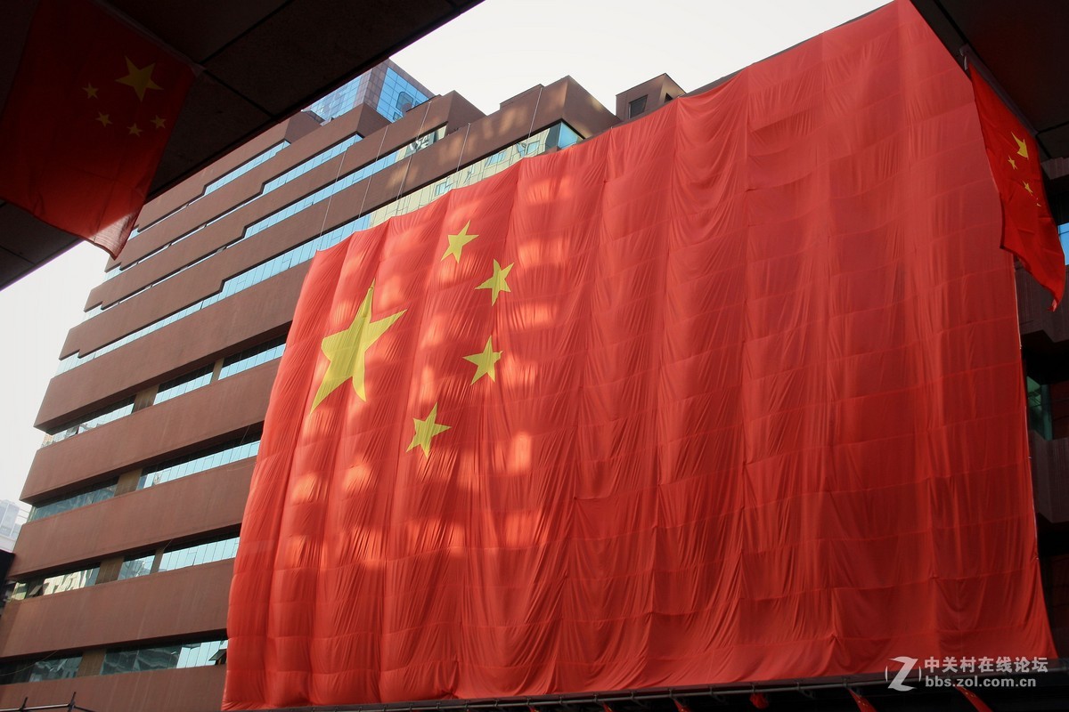 太原街大国旗颂-----2015.9.30日沈阳超千平米大国旗红动太原街 拍摄 习作分享