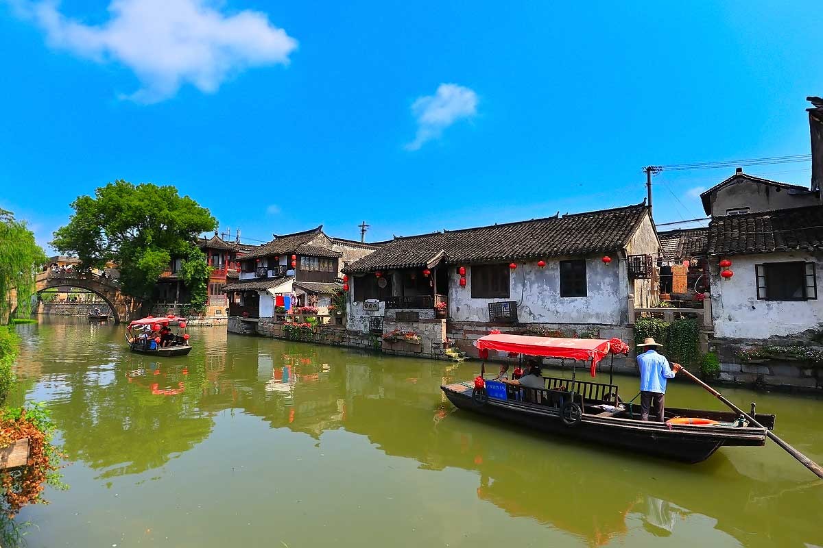 街拍  上海枫jīng古镇 1