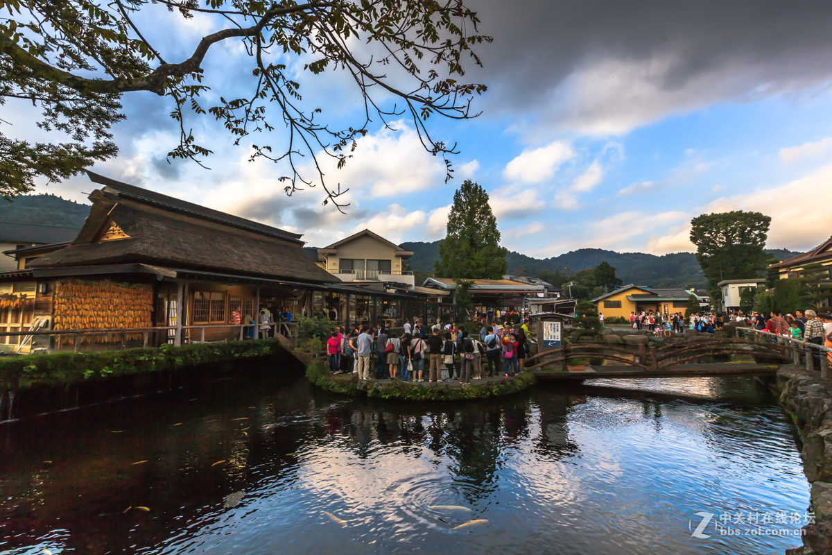 #我镜中的园林（公园）点名评片#——日本富士山景区忍野八海景色（点地理探索和闲人阿