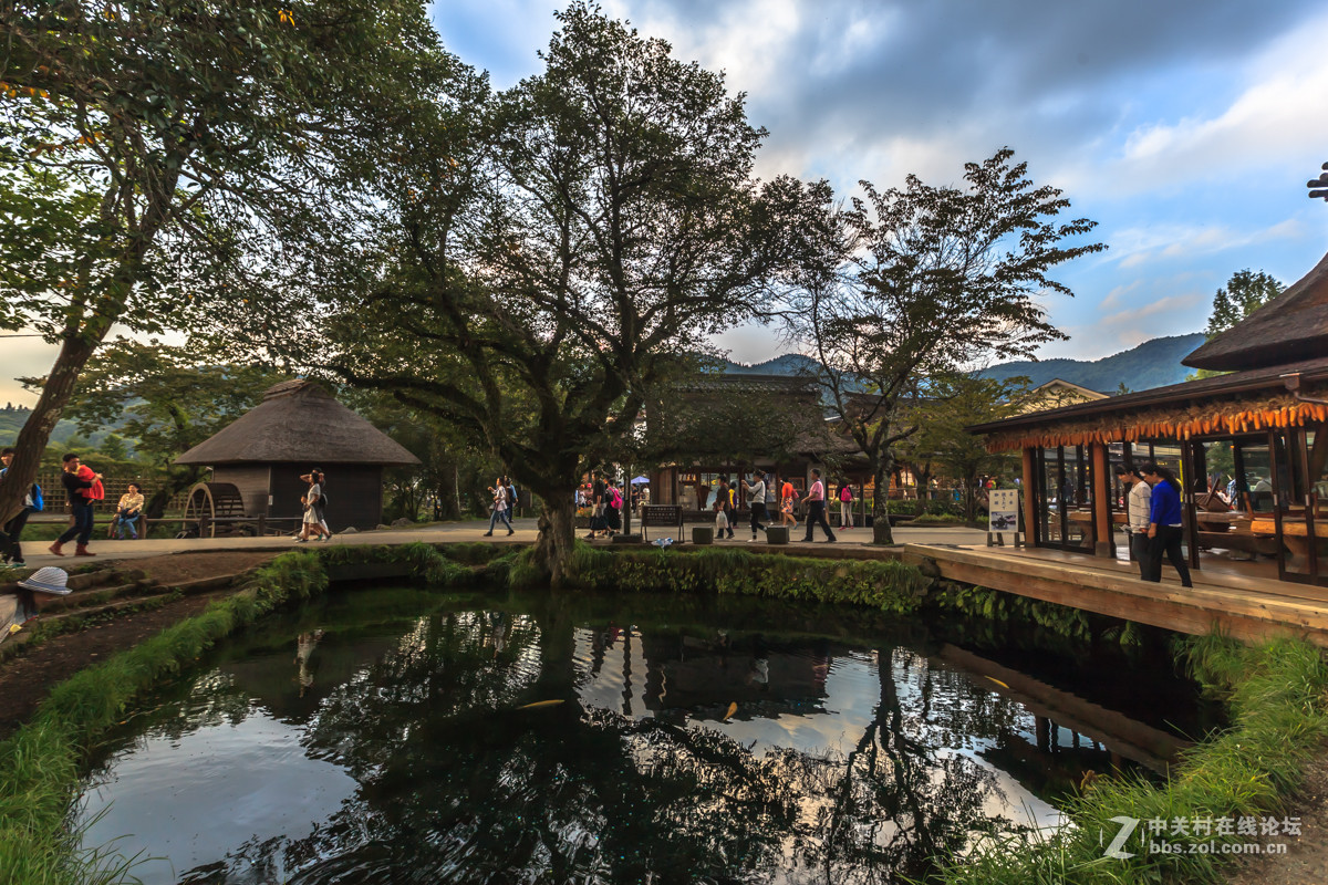 #我镜中的园林（公园）点名评片#——日本富士山景区忍野八海景色（点地理探索和闲人阿