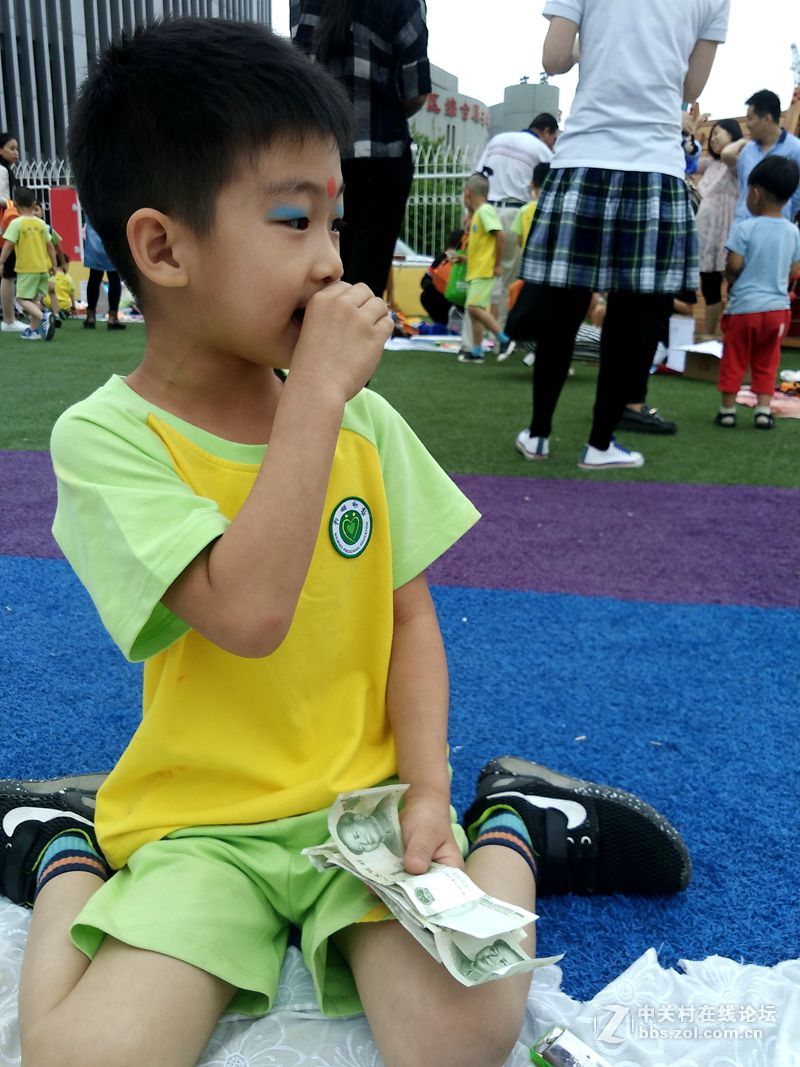 六一儿童节：节目…跳蚤市场…手机纪实