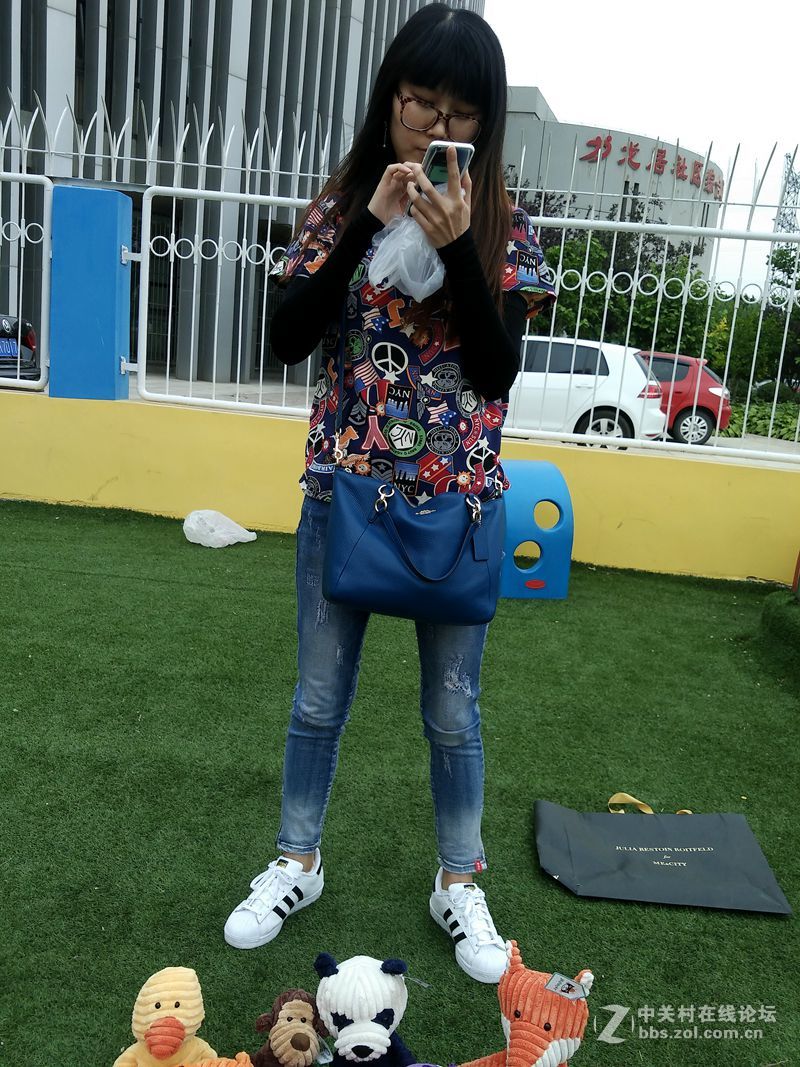 六一儿童节：节目…跳蚤市场…手机纪实