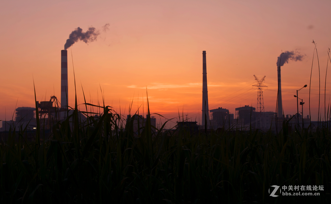 黄昏后的闵浦大桥