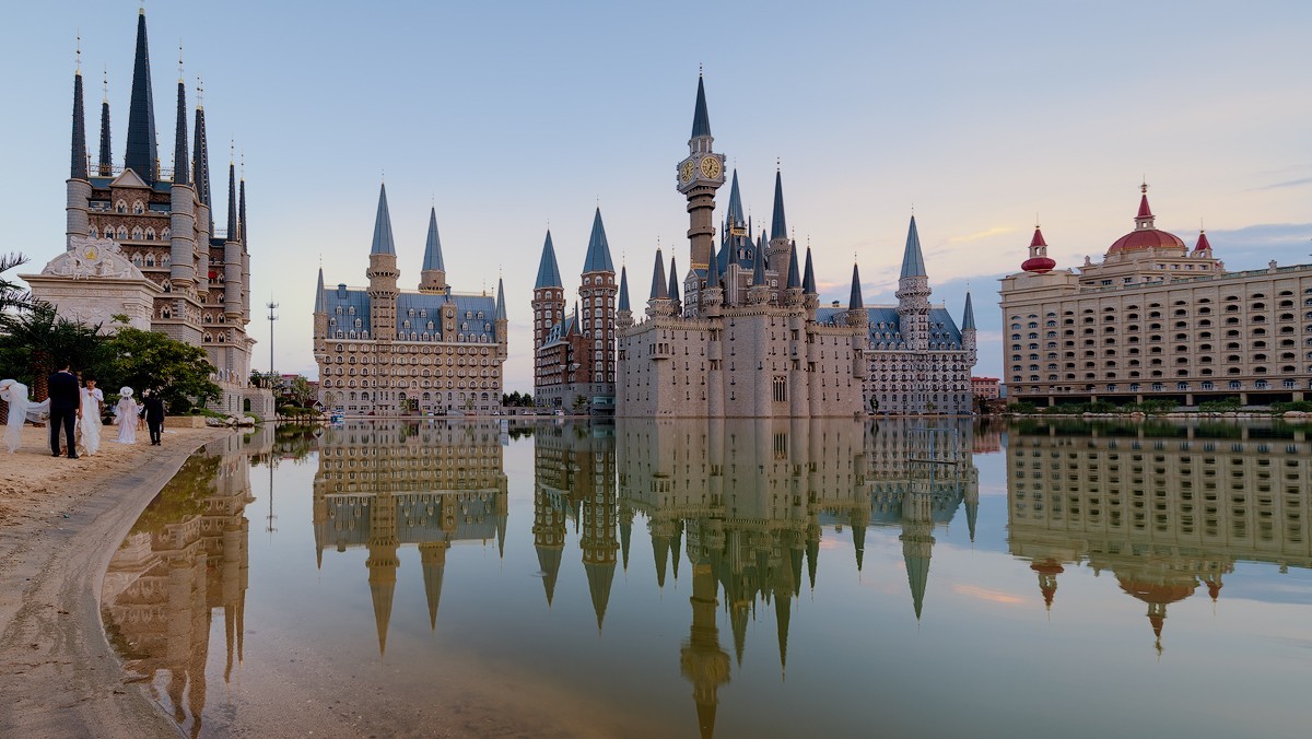 魔法学院河北省美术学院