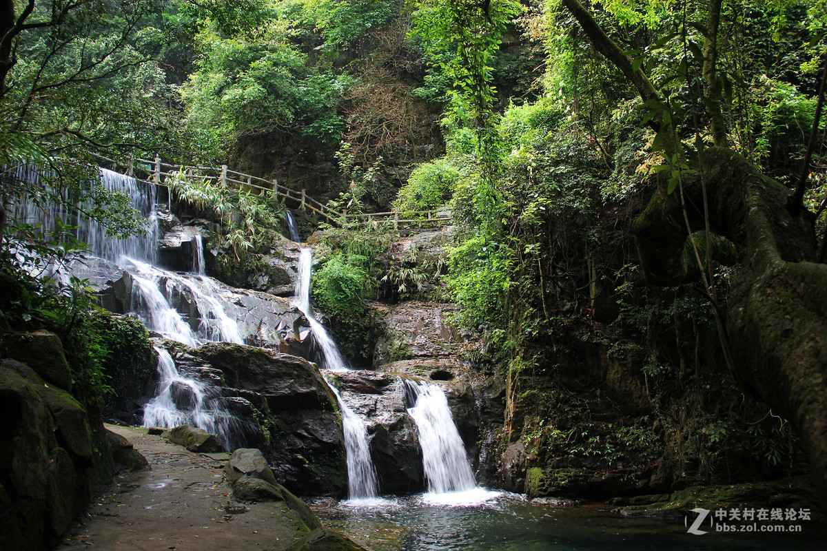 广东肇庆鼎湖山飞水潭风景二