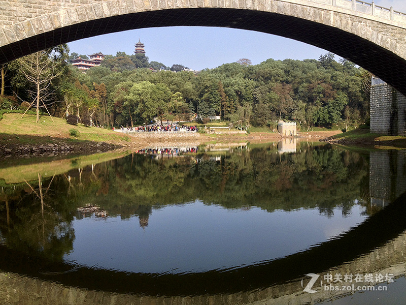 #ZOL月赛-记录最后的2015#   秋日华岩洞