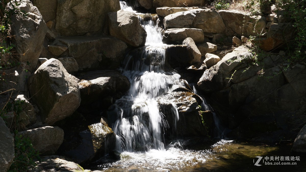 飞瀑清潭九如山