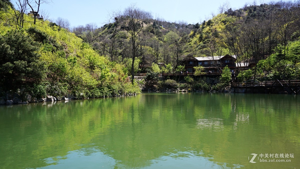 飞瀑清潭九如山