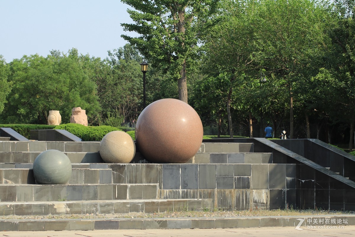 才入的便宜头，腾龙70—300，无防抖，拍了几张片子请看一看