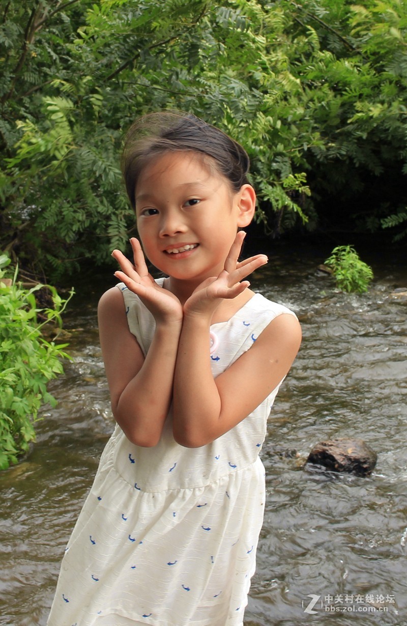 快乐童年---捉泥鳅