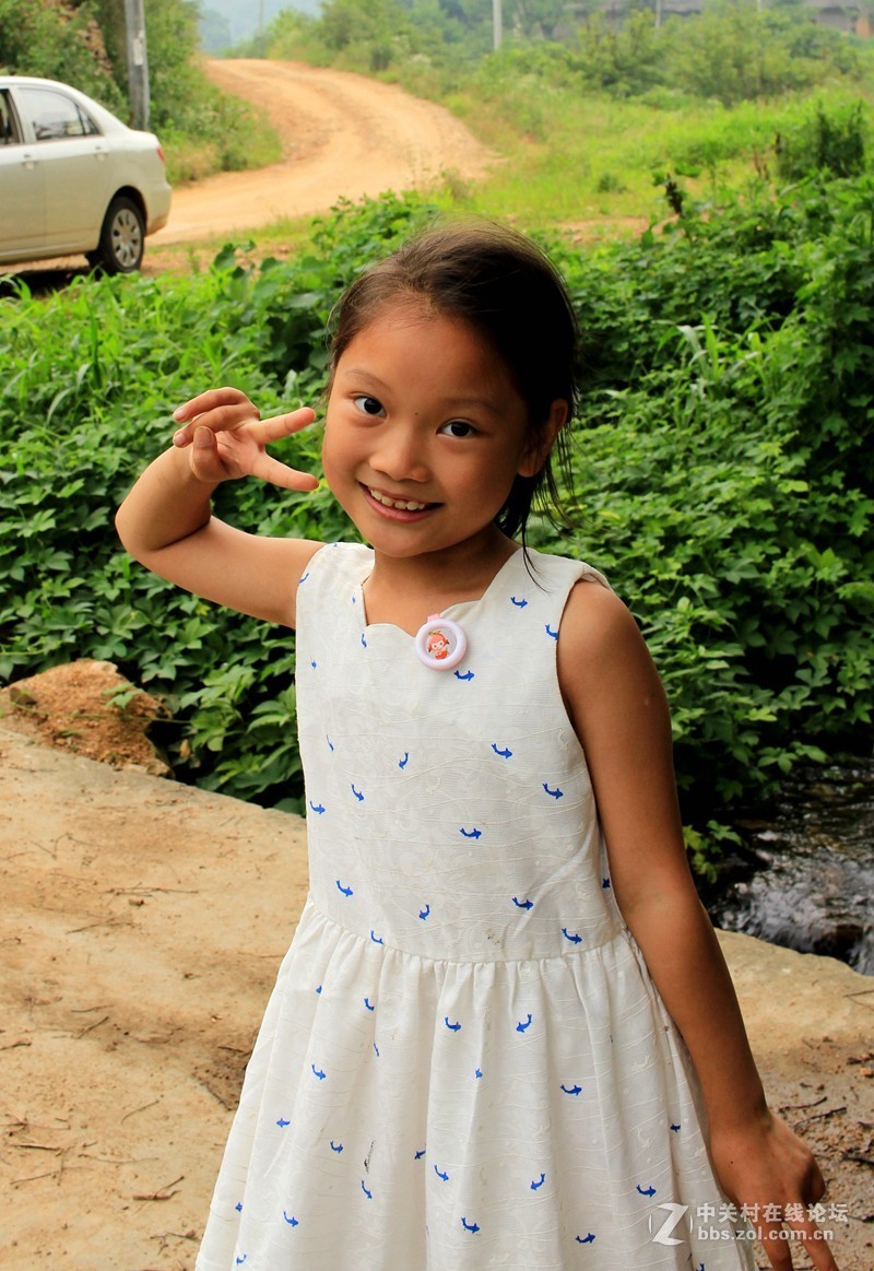 快乐童年---捉泥鳅