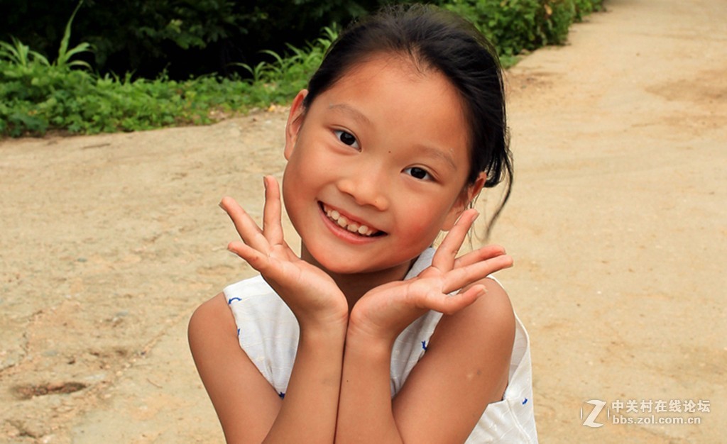 快乐童年---捉泥鳅