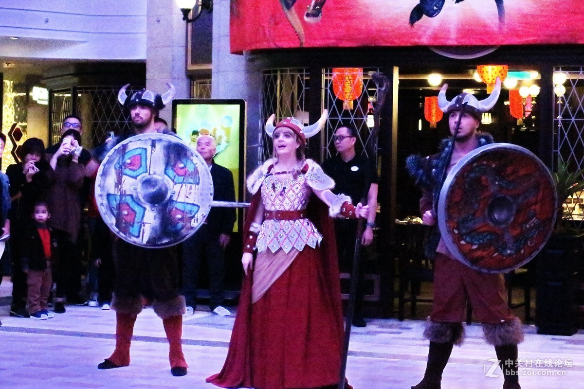 邮轮上的精彩演出