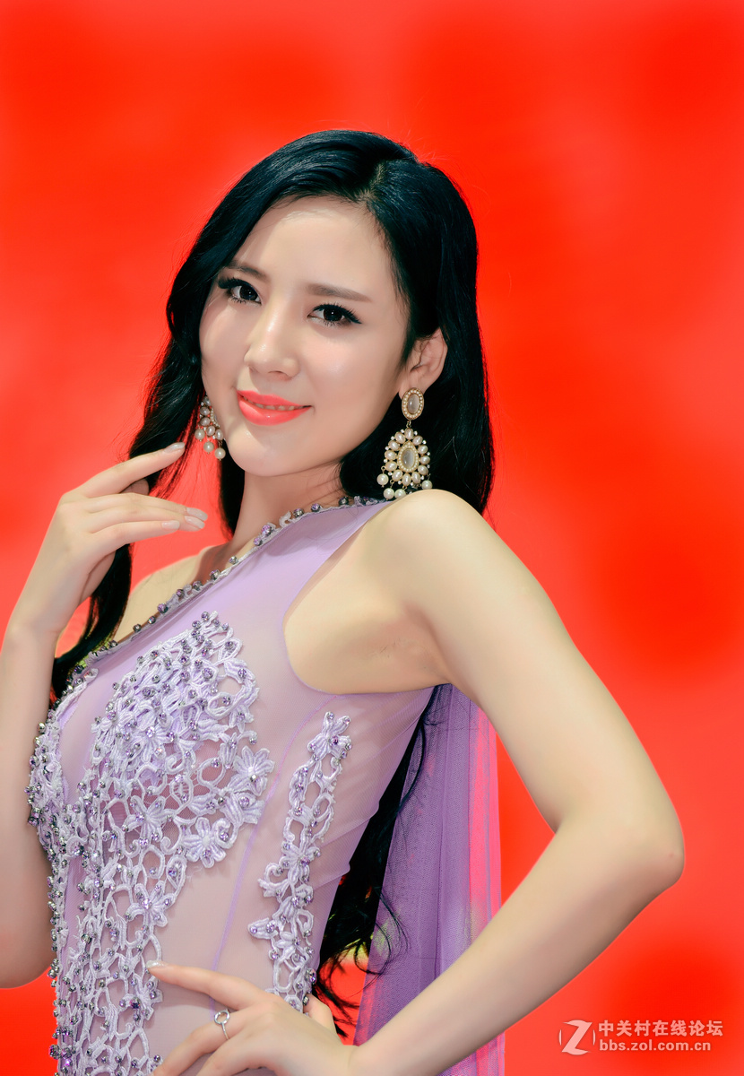 2016华中国际车展人气车模韩盼盼