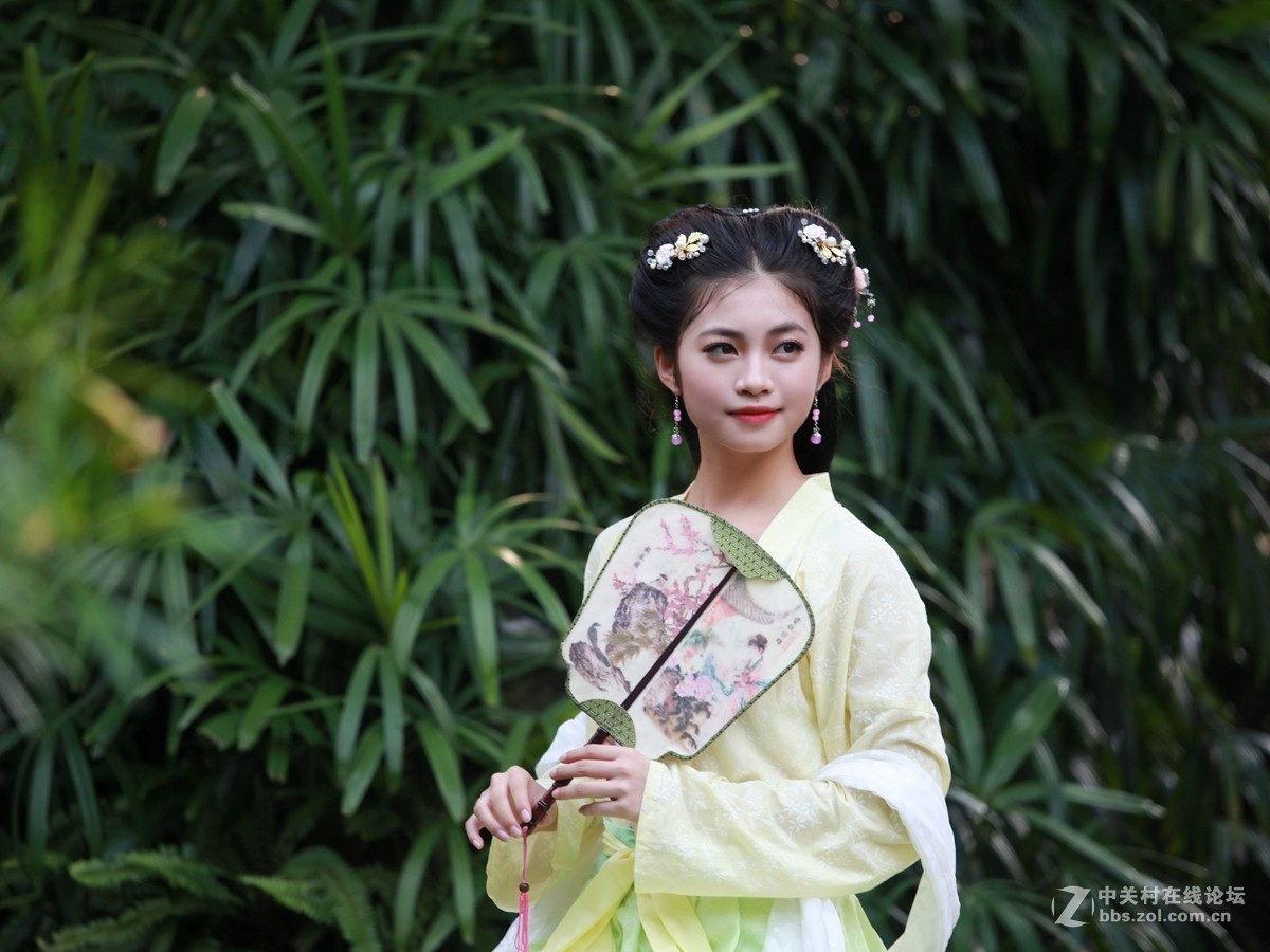 【水中月，镜中花】--温晴